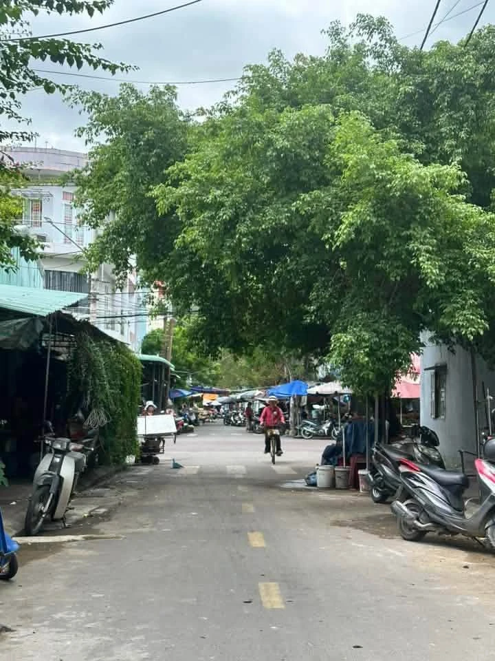Bán nhà mặt tiền 2 tầng 49,5m² Thành Thái, gần chợ, 3 tỷ - Ảnh thu nhỏ 5