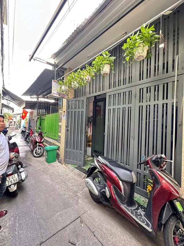 Bán đất 50m2 tặng nhà cấp 4 Cù Chính Lan, Thanh Khê
