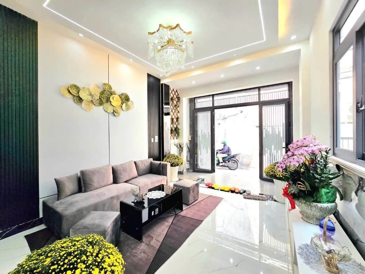 Bán nhà 4 tầng 50m² 4PN đường Huỳnh Tấn Phát, Nhà Bè, xe hơi tới nhà, giá 5,85 tỷ - Ảnh thu nhỏ 3