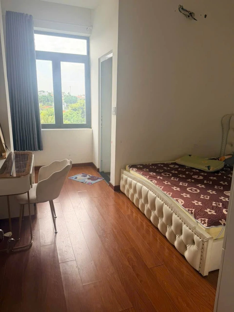 Bán nhà mặt tiền Hùng Vương 4×13m, 4PN, Bình Tân, 7 tỷ - Ảnh thu nhỏ 3