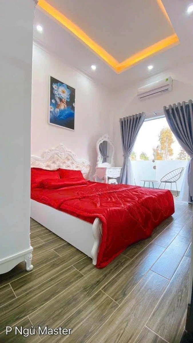 Bán nhà 90m2, 3 PN, 2 WC Đồng Khởi Quận 1 - Ảnh thu nhỏ 5