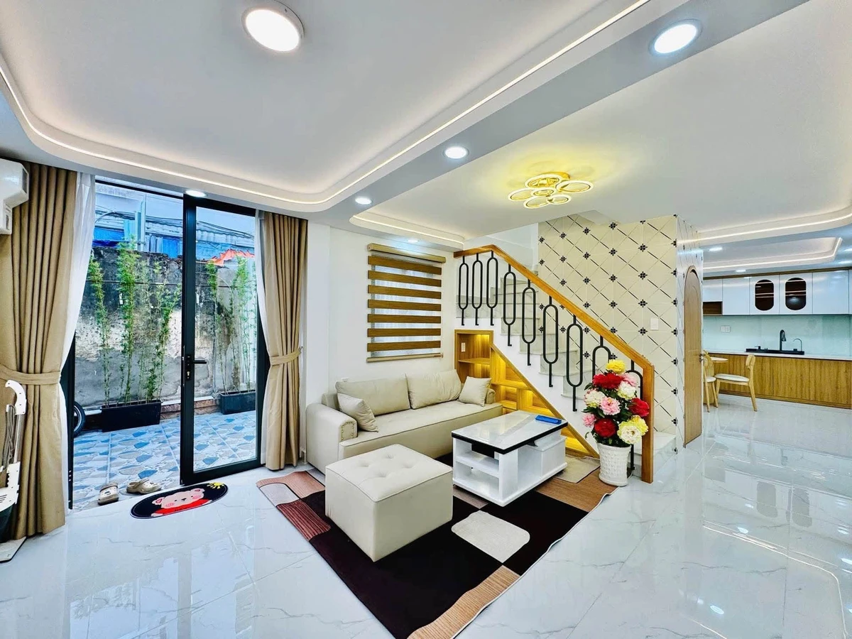 Nhà phố bán 43m² 4 phòng ngủ Lê Văn Duyệt Chợ Bà Chiểu 6.1 tỷ - Ảnh thu nhỏ 2