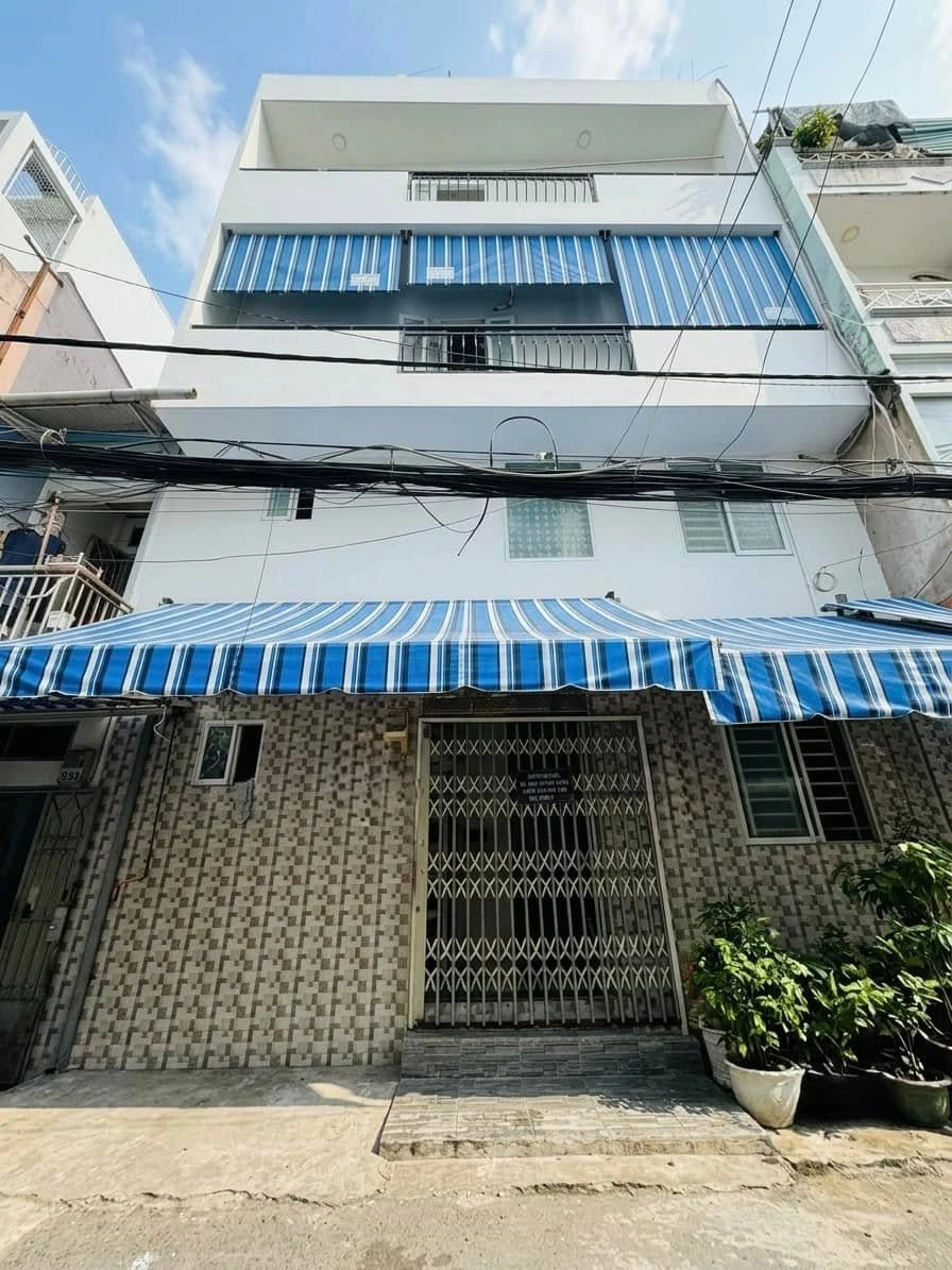 Bán nhà hẻm xe hơi 5 tầng Quận 10, 45m², 7.9 tỷ - Ảnh 1