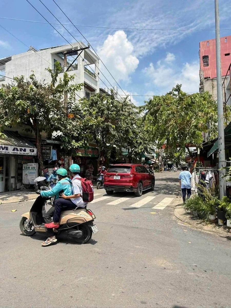 Bán nhà góc 2 mặt tiền 7x18m Quận 11, 8 tỷ - Ảnh thu nhỏ 2
