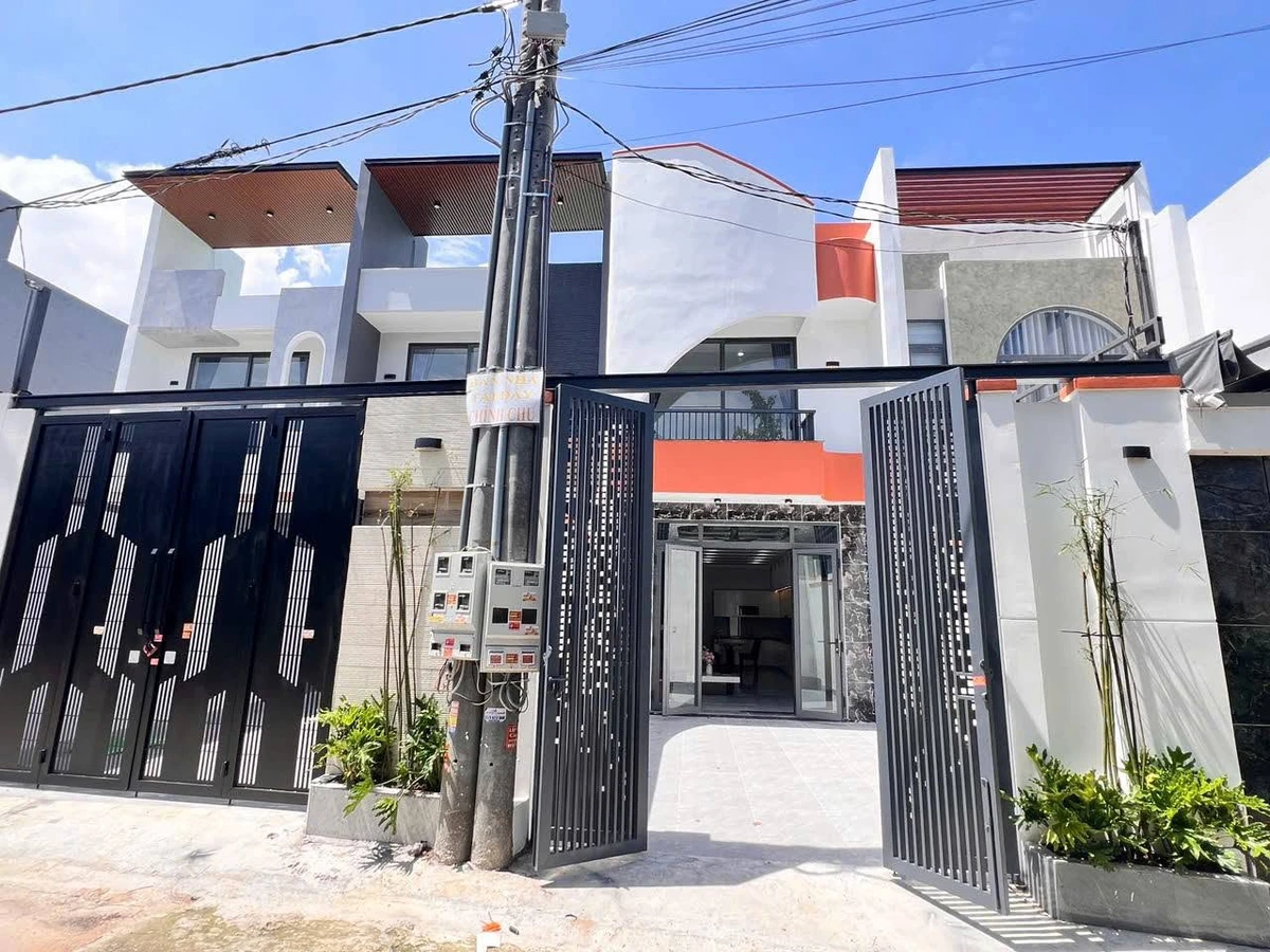 Nhà lầu bán 2.95 tỷ, 3 phòng ngủ, 112m² Trảng Dài - Ảnh thu nhỏ 2