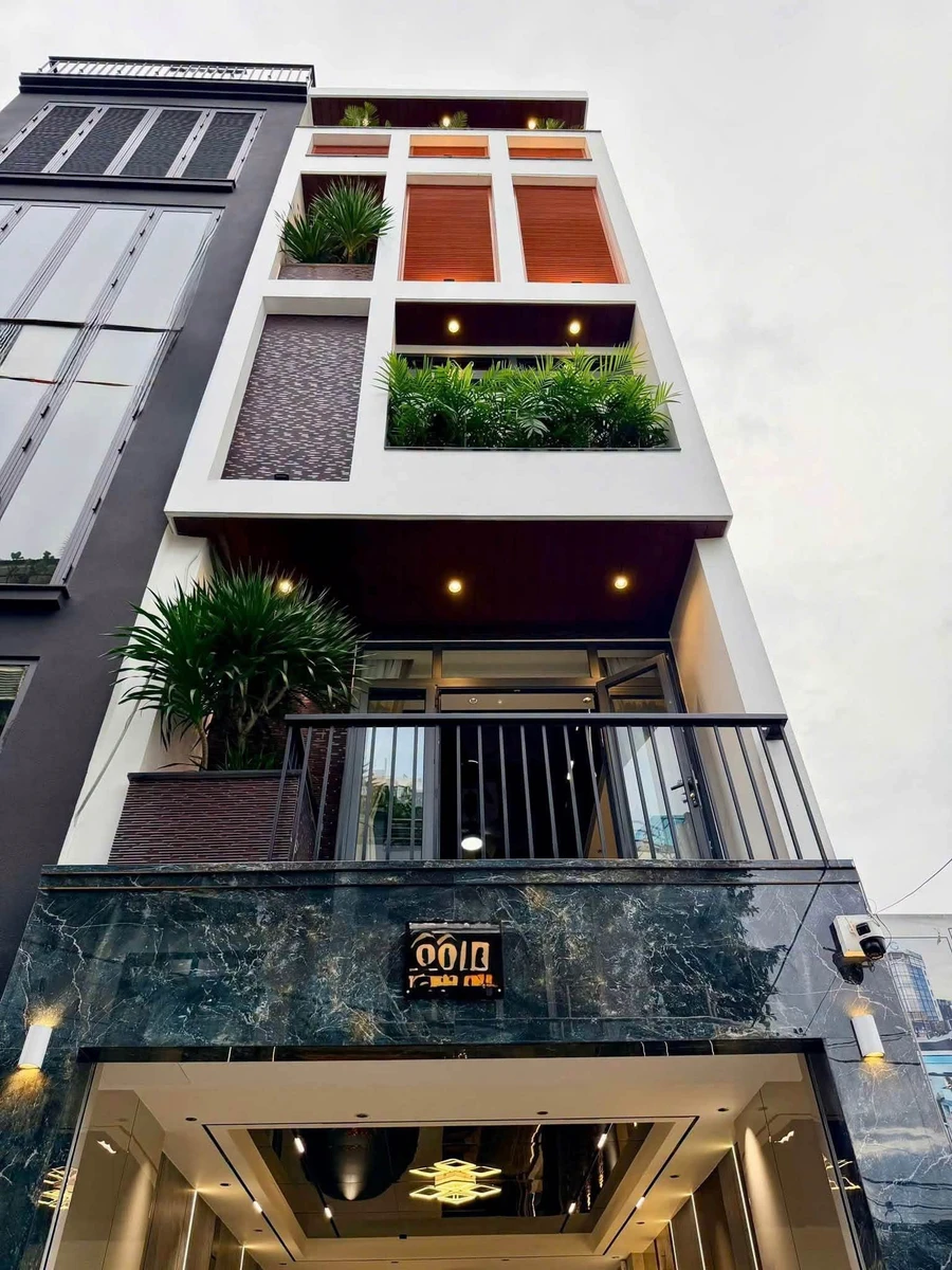 Bán nhà 4 tầng + thang máy 303m² Gò Vấp, 14.8 tỷ - Ảnh 1