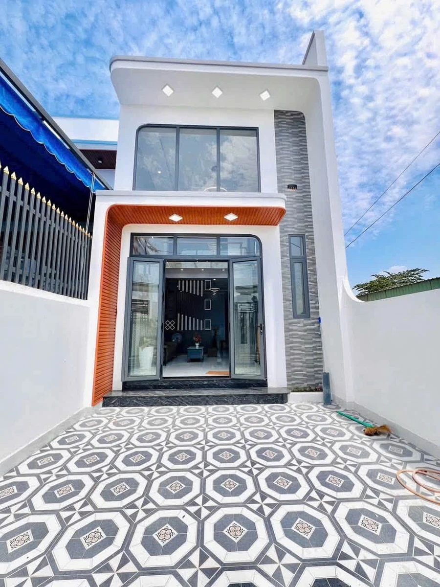 Bán nhà 1 trệt 1 lửng góc 2 mặt tiền 5x21m, 3 phòng ngủ, giá 2,65 tỷ, Trảng Dài, Đồng Nai - Ảnh thu nhỏ 2