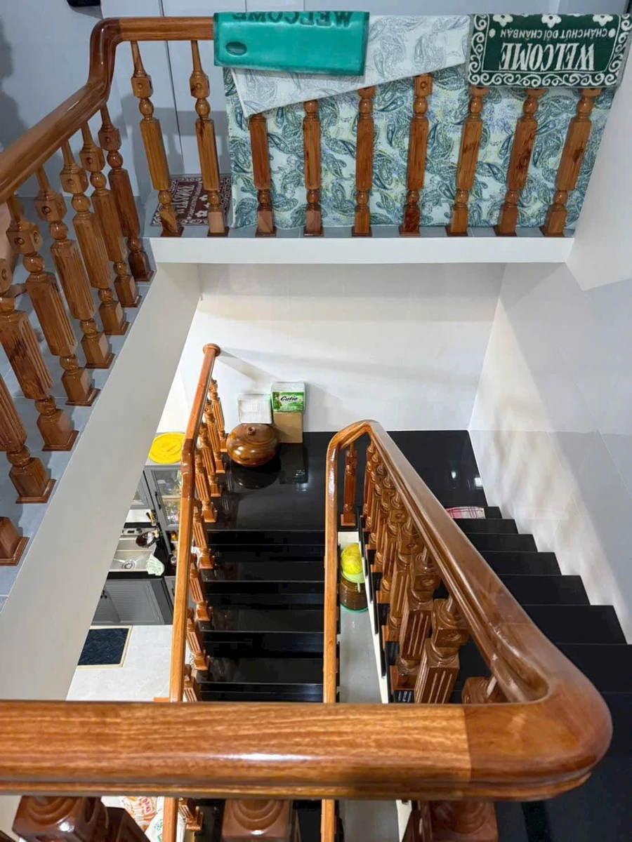 Bán nhà lầu mặt tiền kinh doanh 120m² Phan Thiết 4.2 tỷ - Ảnh thu nhỏ 3