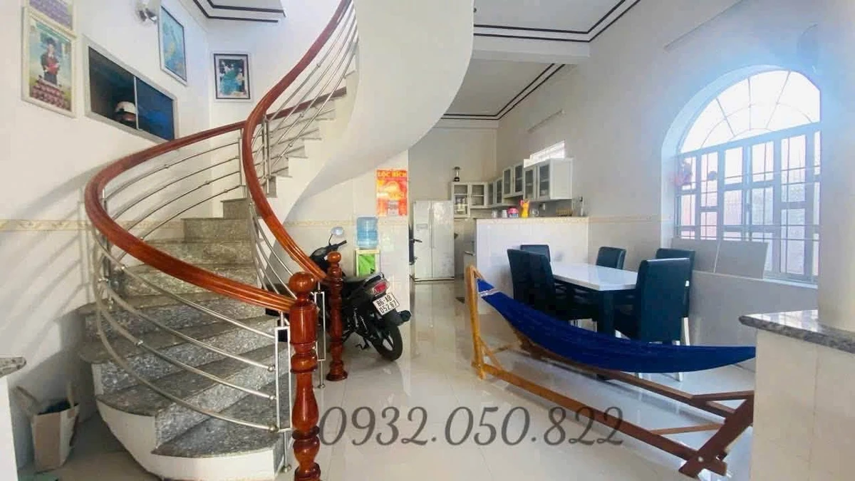 Bán nhà cấp 3 mặt đường Cao Bá Quát, 131.8m2, Lâm Đồng - Ảnh thu nhỏ 2