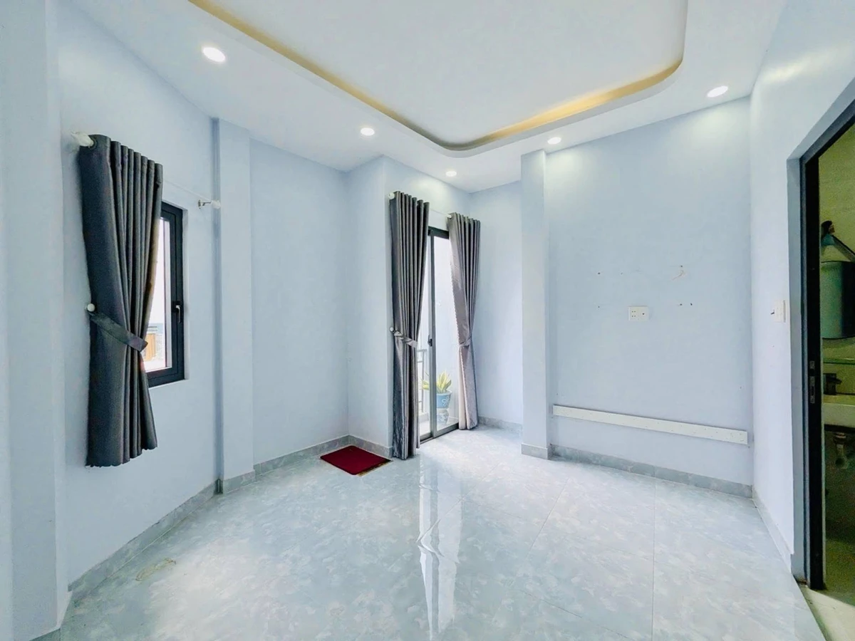 Bán nhà hẻm 4 tầng gần 30m2 ngay Bùi Đình Tuyệt Q.1 - Ảnh thu nhỏ 3