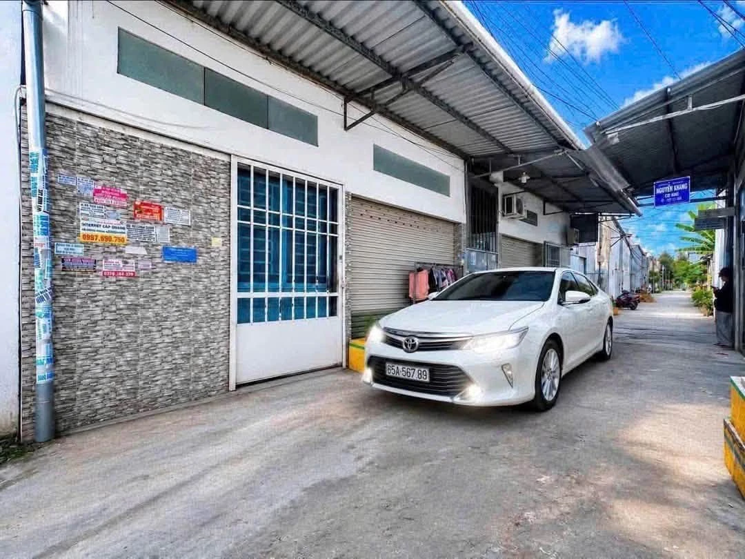 Bán dãy 18 phòng trọ 299,7m2 hẻm 147 Nguyễn Văn Cừ, Cần Thơ, giá 10,5 tỷ - Ảnh thu nhỏ 2