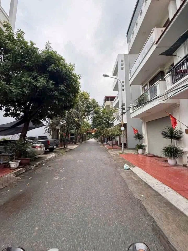 Bán lô đất mặt phố Đặng Thái Mai, Hải Dương, 67.5m2