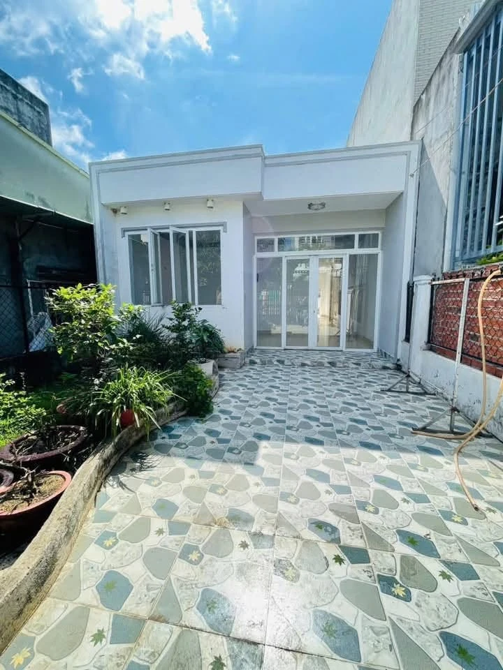 Bán nhà cấp 4 162,7m² gần cầu Cửa Lấp, Phước Tỉnh, Long Hải giá 2,3 tỷ - Ảnh 1