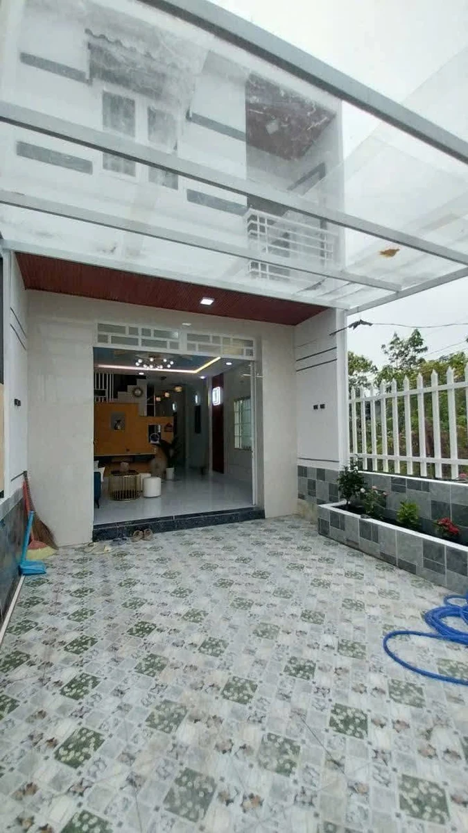 Bán nhà Cần Giuộc 86m² 4 phòng 2 tỷ 280 triệu - Ảnh thu nhỏ 2
