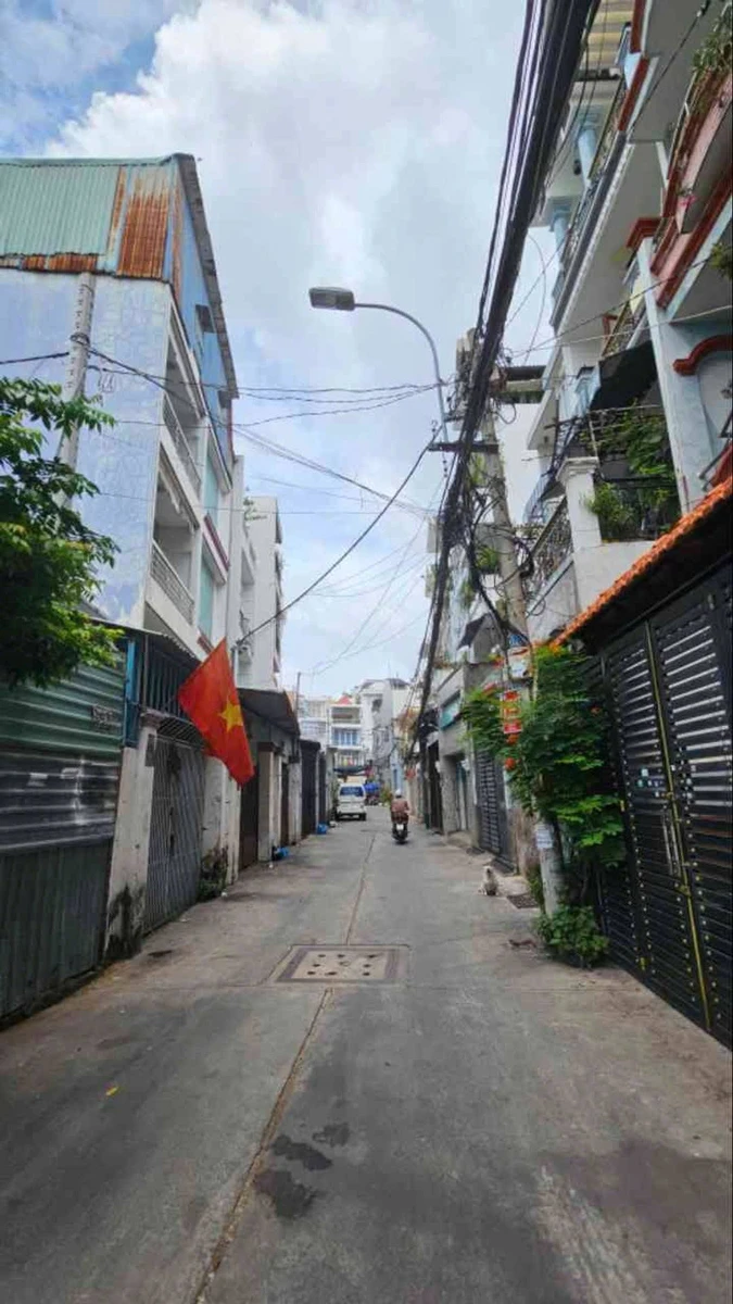 Bán nhà hẻm xe hơi 4×16m 4 tầng 3PN Tân Phú - Ảnh 1