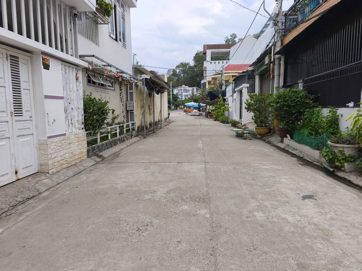 Bán nhà ngõ đến Nha Trang, 87,4m² 2PN Sổ hồng - Ảnh 1
