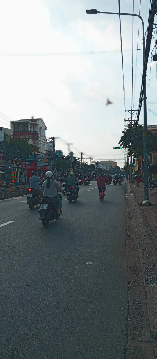 Bán nhà 2 tầng 32m2 Tân Thới Nhất, Quận 12, giá 3,15 tỷ - Ảnh thu nhỏ 2