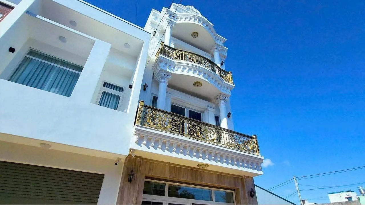 Bán nhà 3 tầng 74m² Trần Quý Cáp Quận 1, 6 tỷ 2 - Ảnh 1