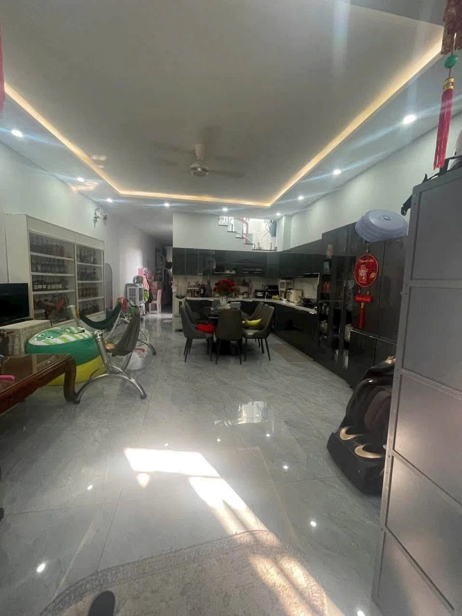Bán nhà mặt tiền Lê Hồng 165m² giá 13 tỷ - Ảnh thu nhỏ 3