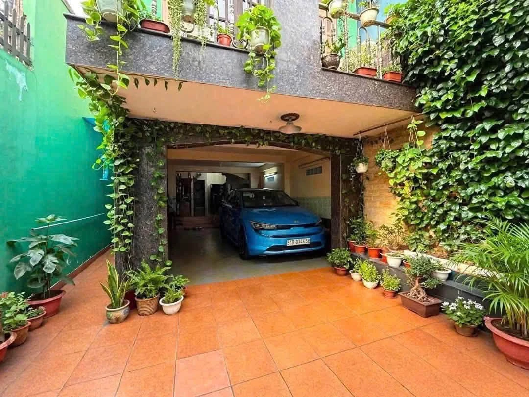 Bán biệt thự hẻm xe tải nở hậu 133m², 4 tầng, 6 phòng ngủ, gần Nơ Trang Long, Bình Thạnh - Ảnh thu nhỏ 2