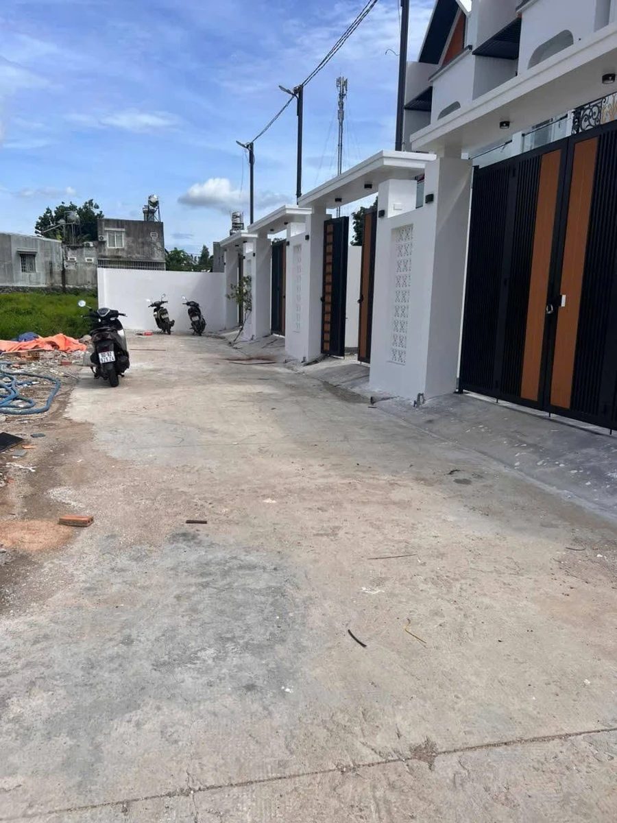Bán nhà Long Khánh 110m2, 3 PN, 1 tỷ 980 triệu - Ảnh thu nhỏ 4