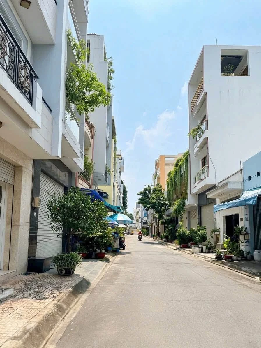 Bán nhà 3 tầng 66 m² Tân Bình gần Trường Chinh 8 tỷ - Ảnh thu nhỏ 2