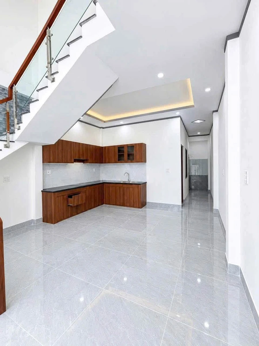 Bán nhà 1 trệt 1 lầu 4PN 105m² gần Đồng Khởi, Quận 1 - Ảnh thu nhỏ 5