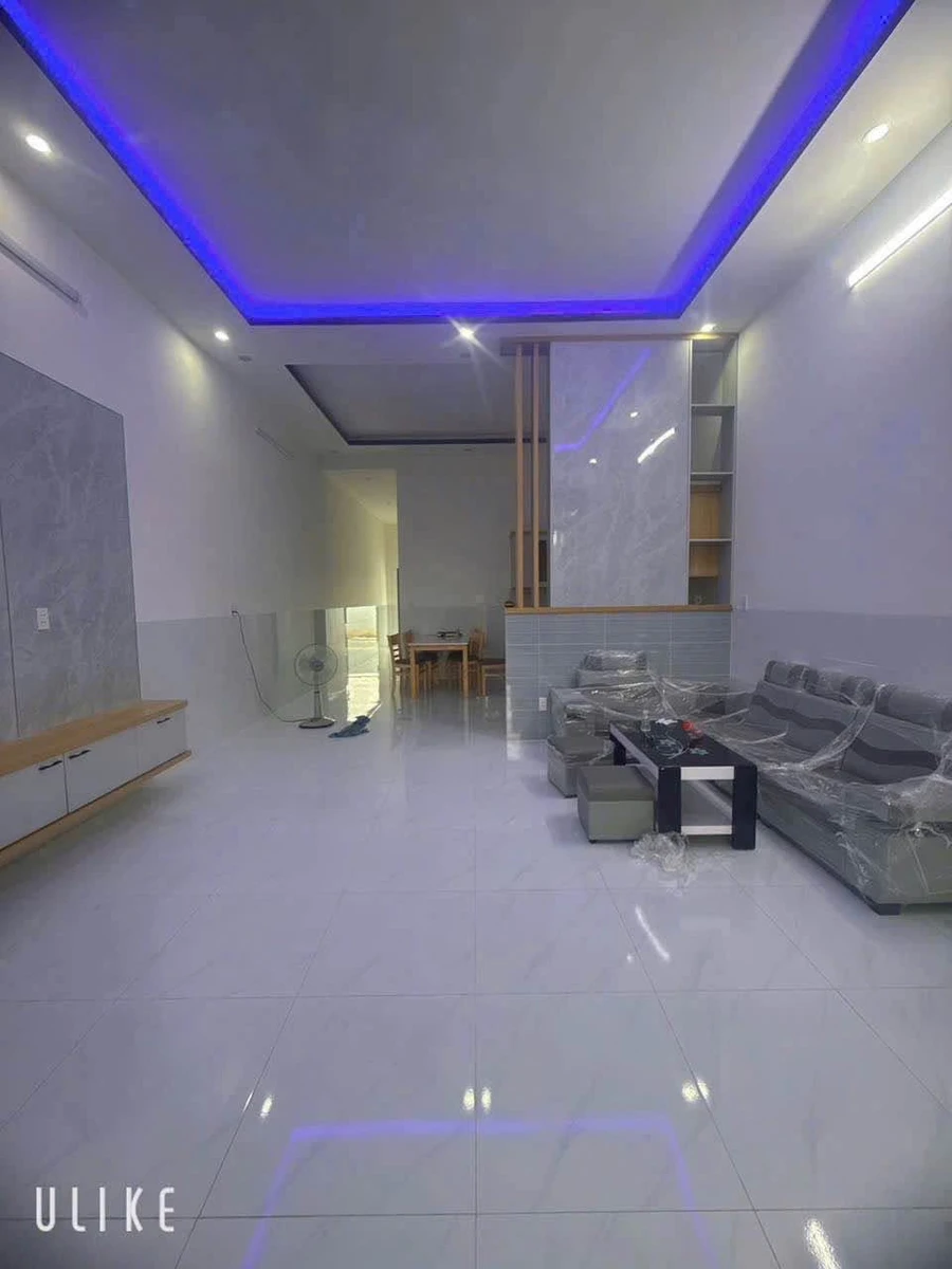 Bán nhà 2PN 125m² nội thất full Bình Minh, Bình Dương - Ảnh thu nhỏ 2