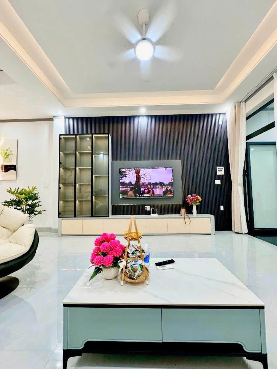 Bán nhà phố 3PN 210m² Hẻm Y Wang Bình Chánh 3 tỷ 100tr - Ảnh thu nhỏ 2