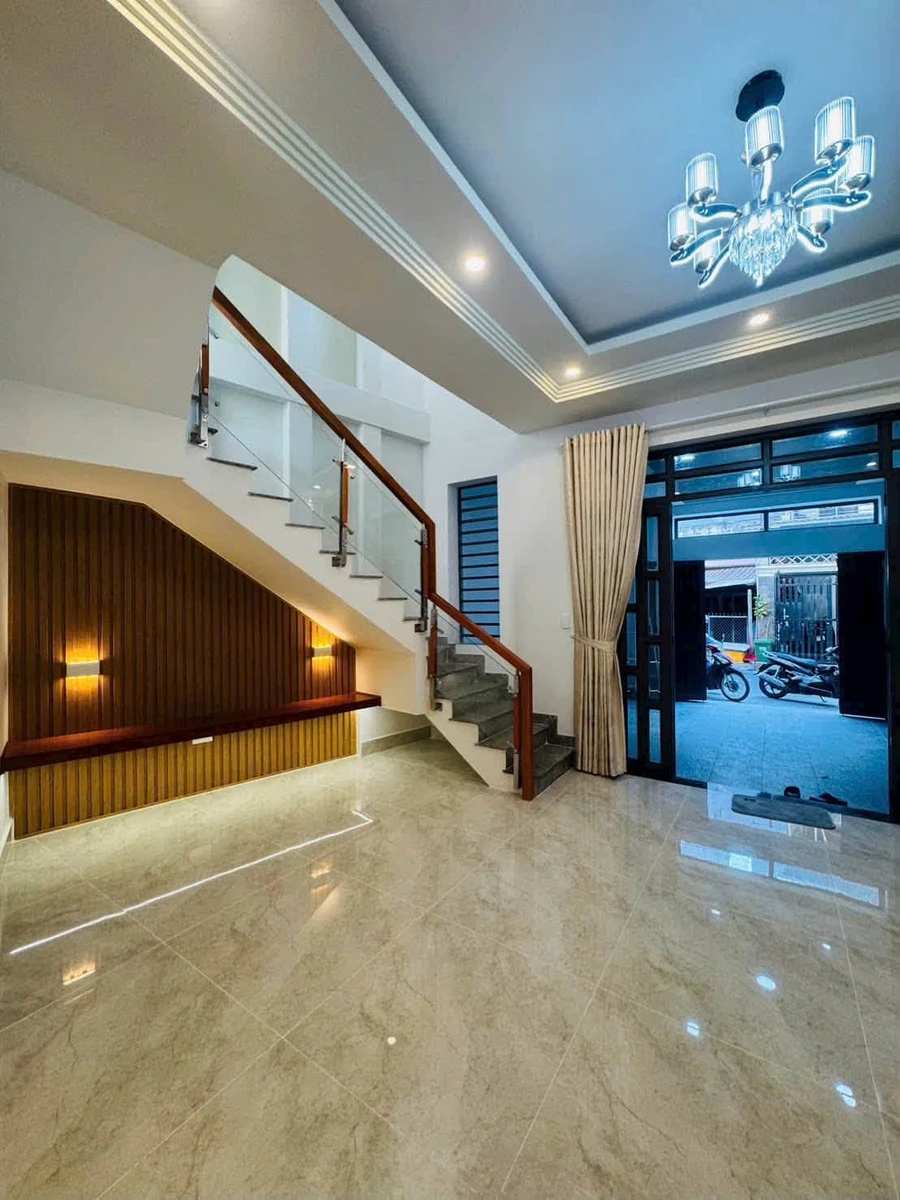 Bán nhà 82m2 trệt 2 lầu 3PN gần Nguyễn Duy Trinh, Bình Trưng Tây, Quận 2 giá 9.5 tỷ - Ảnh 1