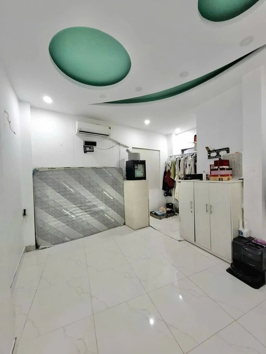 Bán nhà 3 tầng 30m2, 2PN Cách Mạng Tháng 8, Quận 10 - Ảnh thu nhỏ 2
