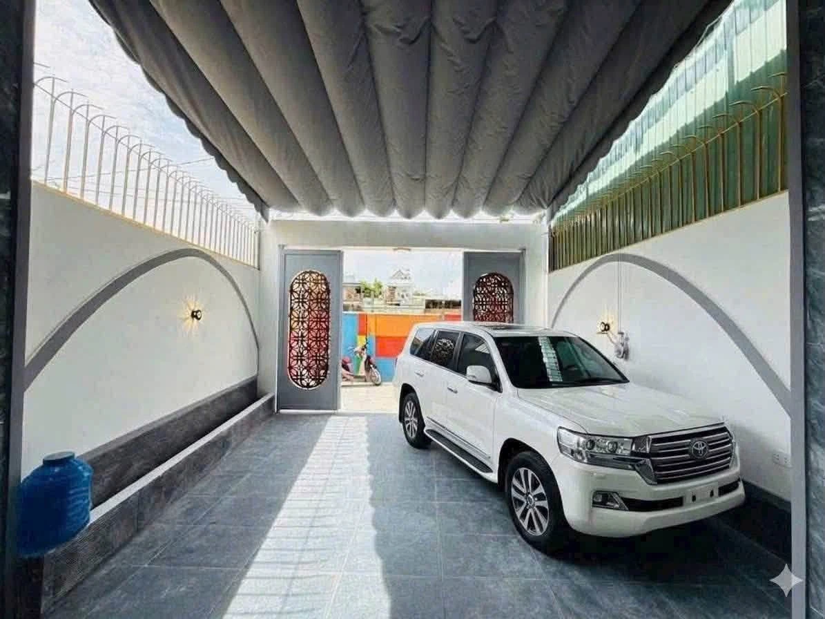 Bán nhà sổ riêng 4 phòng ngủ 160m2 Quận 1 giá 3.43 tỷ - Ảnh thu nhỏ 2