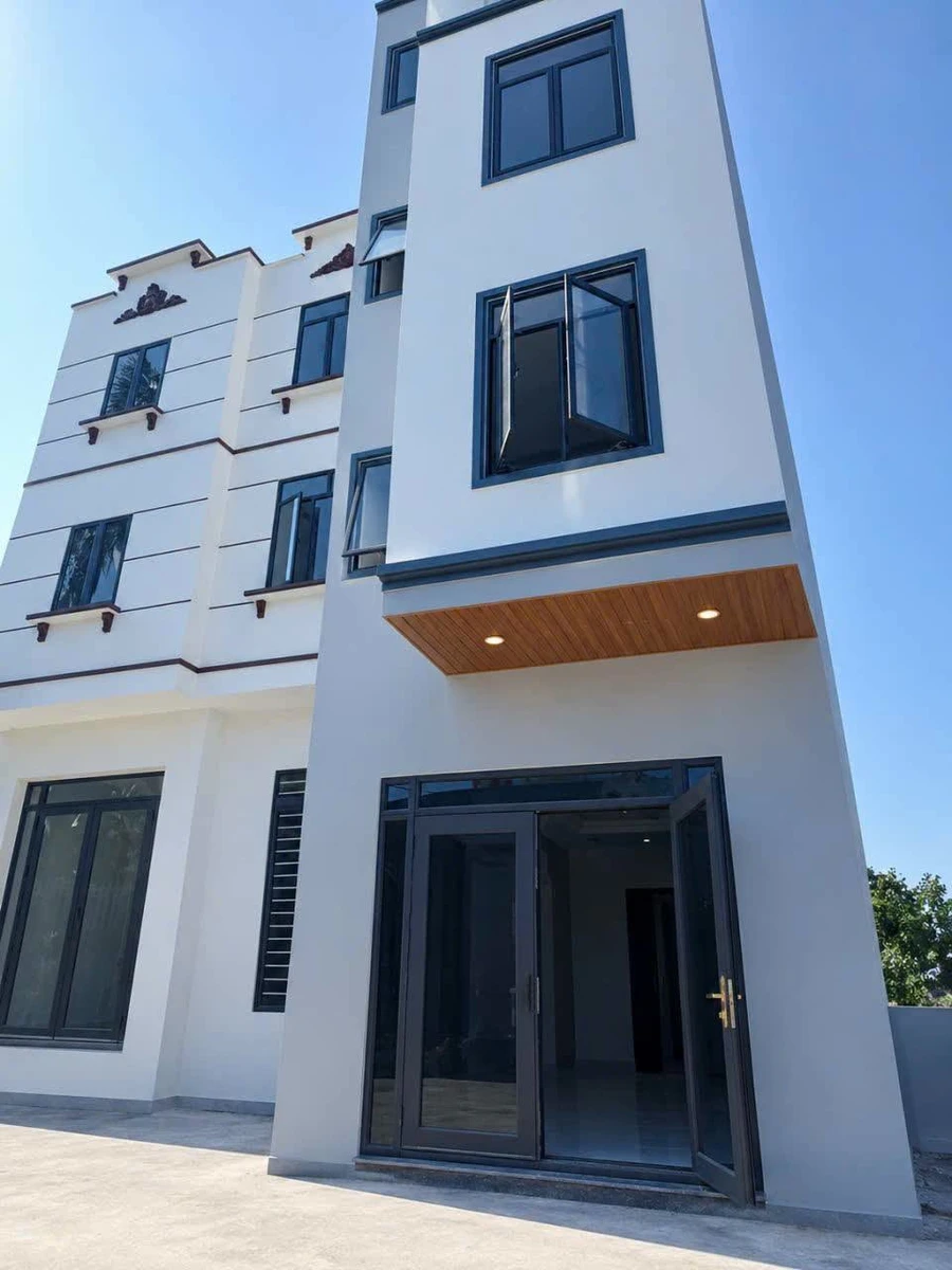 Bán nhà 3 tầng 51,6m² Hà Khẩu Hạ Long 2,3 tỷ - Ảnh 1