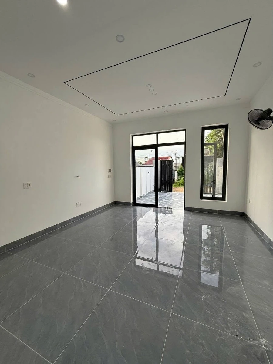 Bán nhà 2 PN 110 m² gần Liên Thôn, giá 1 tỷ 290 - Ảnh thu nhỏ 2