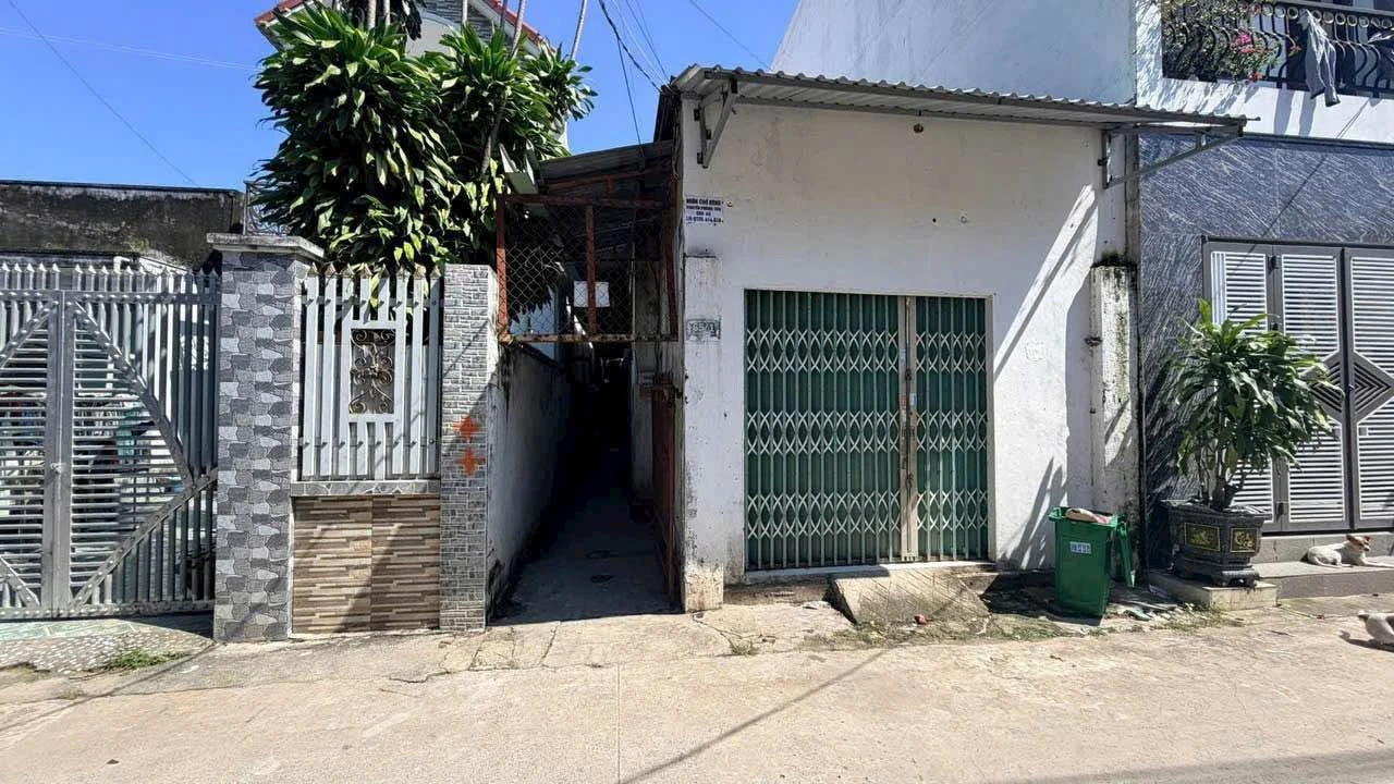 Bán dãy trọ 6 phòng Đồng Khởi, 131m², Thu nhập 10 triệu/tháng - Ảnh 1