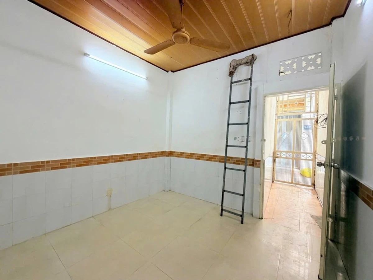 Bán nhà đường Thành Thái 45m2, 1 trệt 1 lầu, giá 6,5 tỷ, sổ chính chủ - Ảnh thu nhỏ 2
