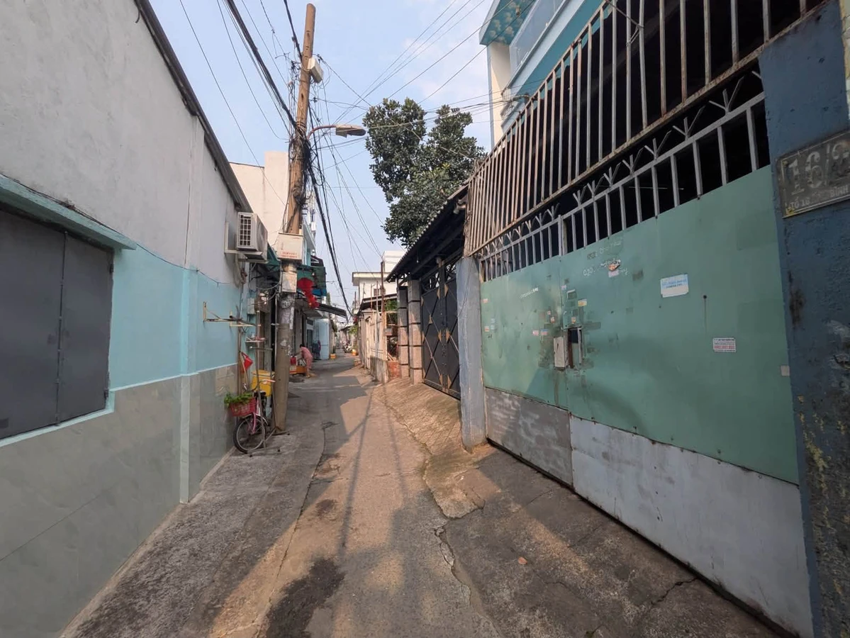 Bán nhà cấp 4 + 5 phòng trọ 128m² 2 mặt hẻm xe hơi Mã Lò, Bình Tân giá 5,6 tỷ - Ảnh thu nhỏ 3