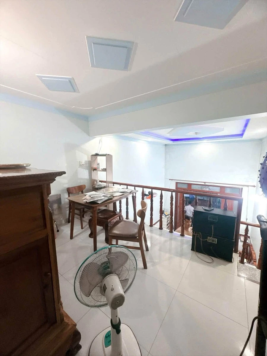 Bán nhà 2PN Tân Đông Hiệp Dĩ An 50m2 giá 1 tỷ 350 - Ảnh thu nhỏ 4