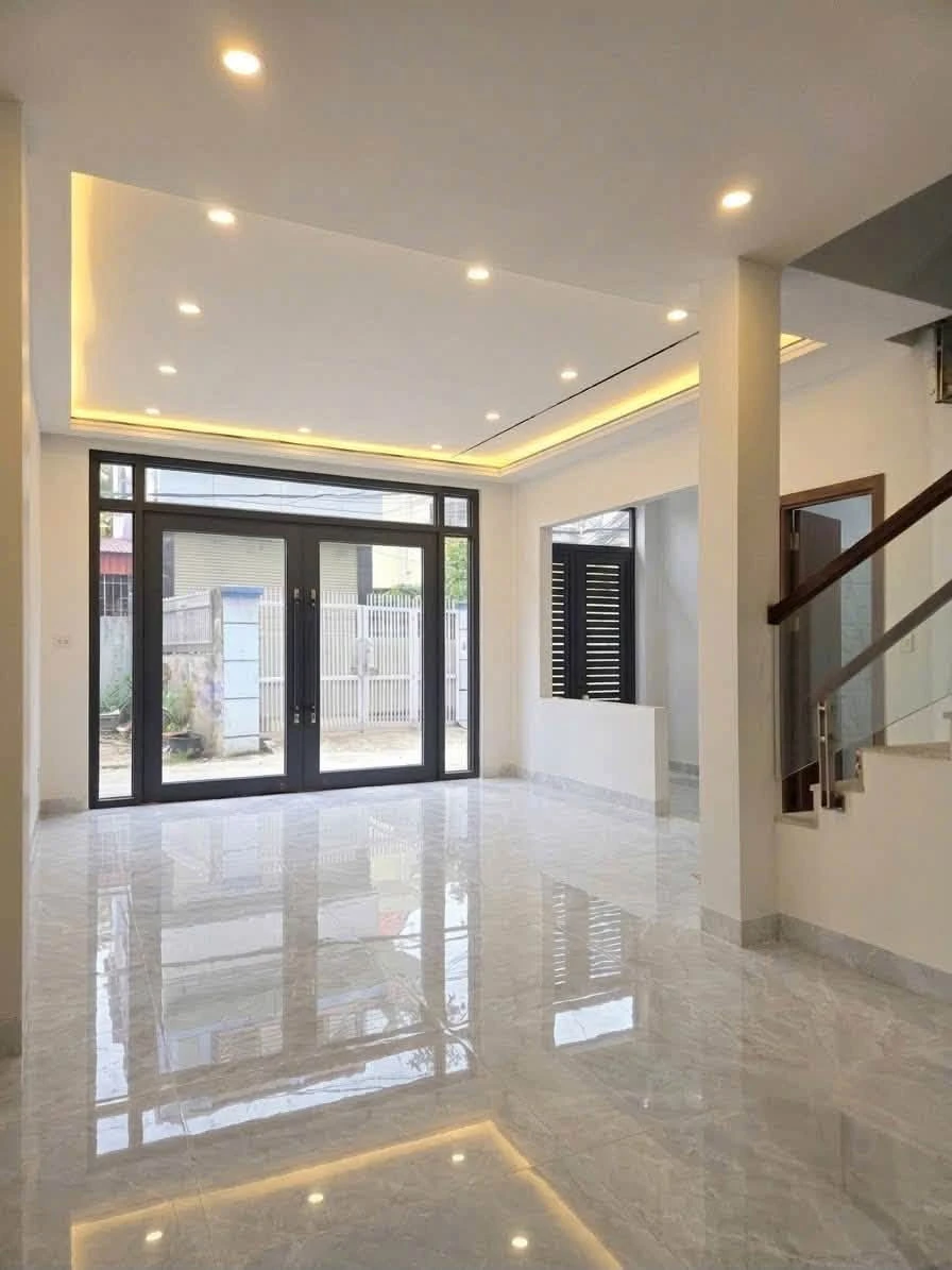 Bán nhà 4-3 tầng 4 phòng ngủ Núi Hạm Q.12 - Ảnh thu nhỏ 3