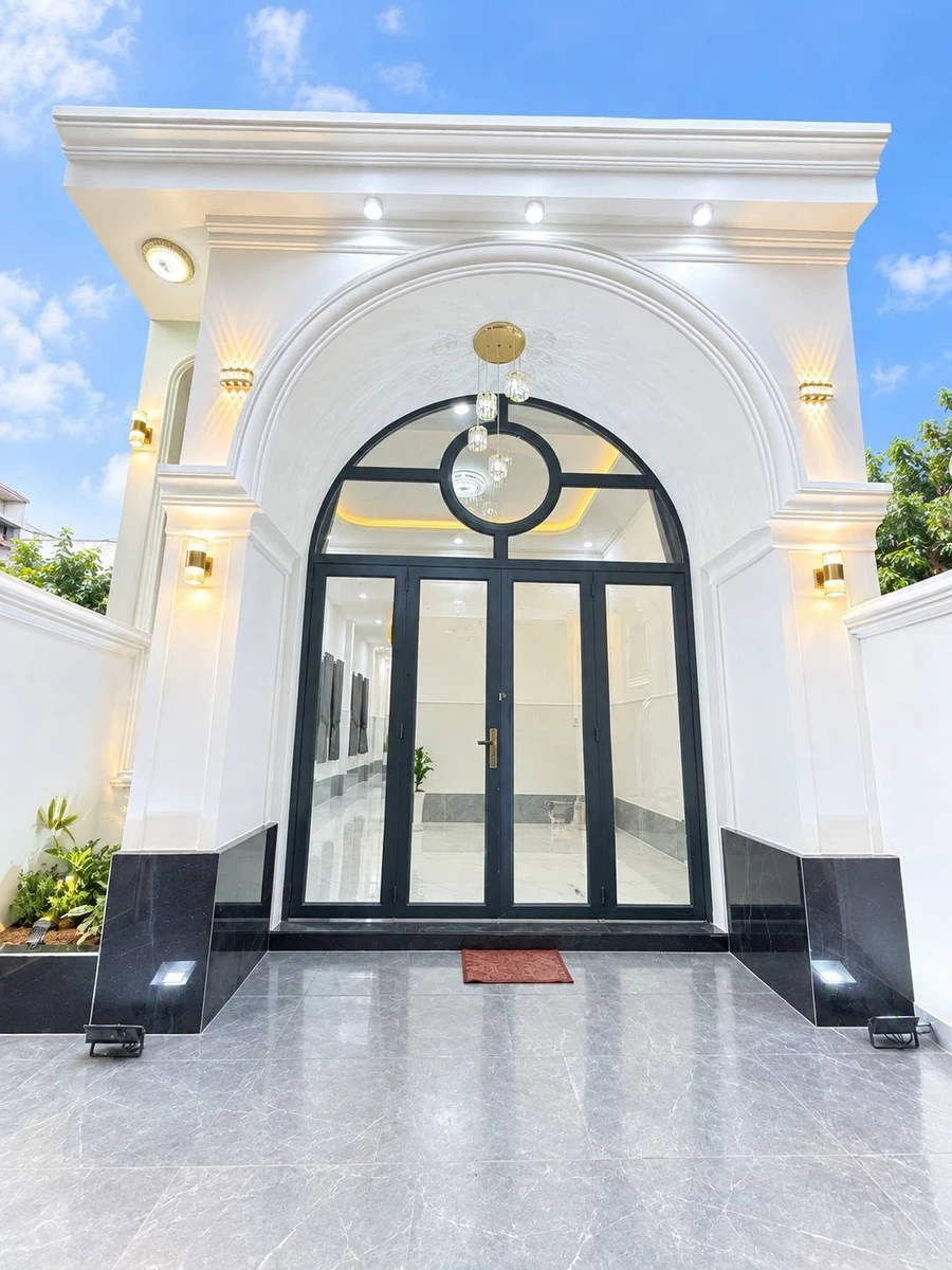 Bán nhà tân cổ điển 94m2, 2 PN tại Cần Giuộc Long An 1,35 tỷ - Ảnh thu nhỏ 3