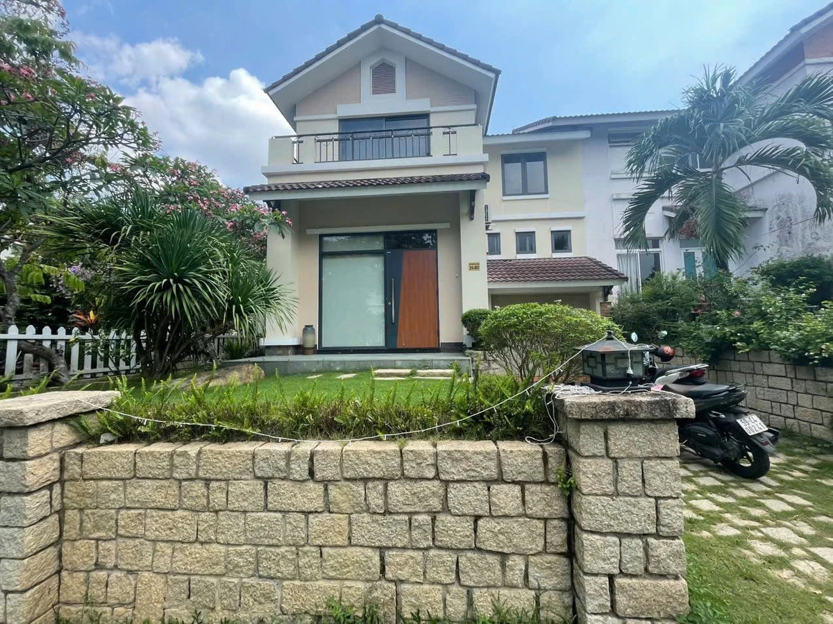 Bán biệt thự 4 tầng 240m² Thủ Đức, 16,5 tỷ - Ảnh 1