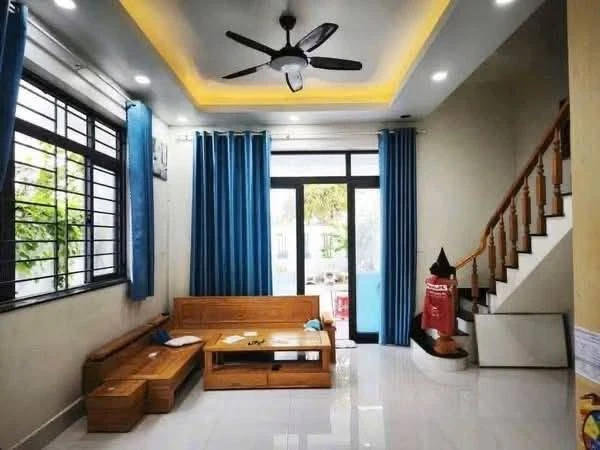 Bán nhà 3 lầu góc 2 mặt tiền 205m² Sao Mai, Bến Tre 6,5 tỷ - Ảnh thu nhỏ 4