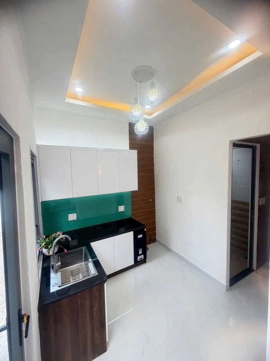 Bán nhà 3 phòng ngủ 70m² gần chợ Đà Lạt 2,58 tỷ - Ảnh thu nhỏ 2
