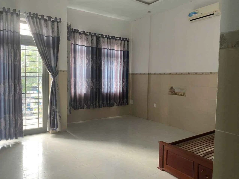 Cho thuê nguyên căn mặt tiền Nguyễn Thị Định, 270m2, 5 phòng, 25 tr/tháng