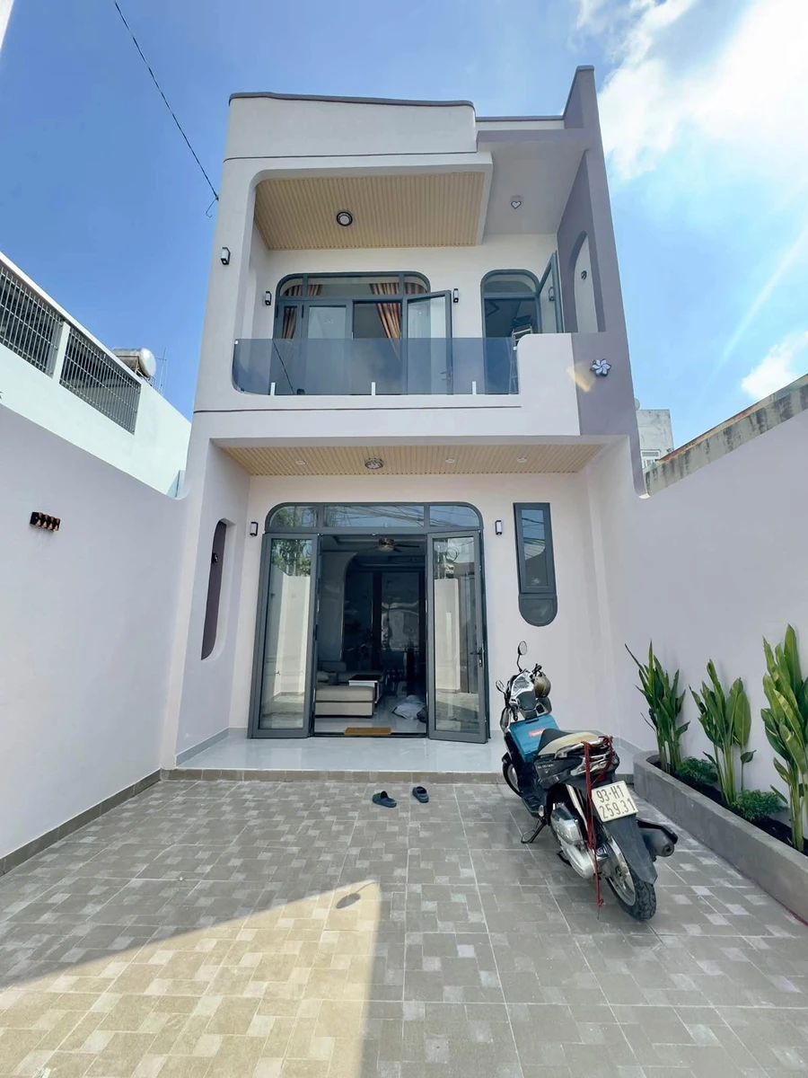 Bán nhà 1 trệt 1 lầu 3PN 100m² Trảng Dài 3 tỷ 850 - Ảnh 1