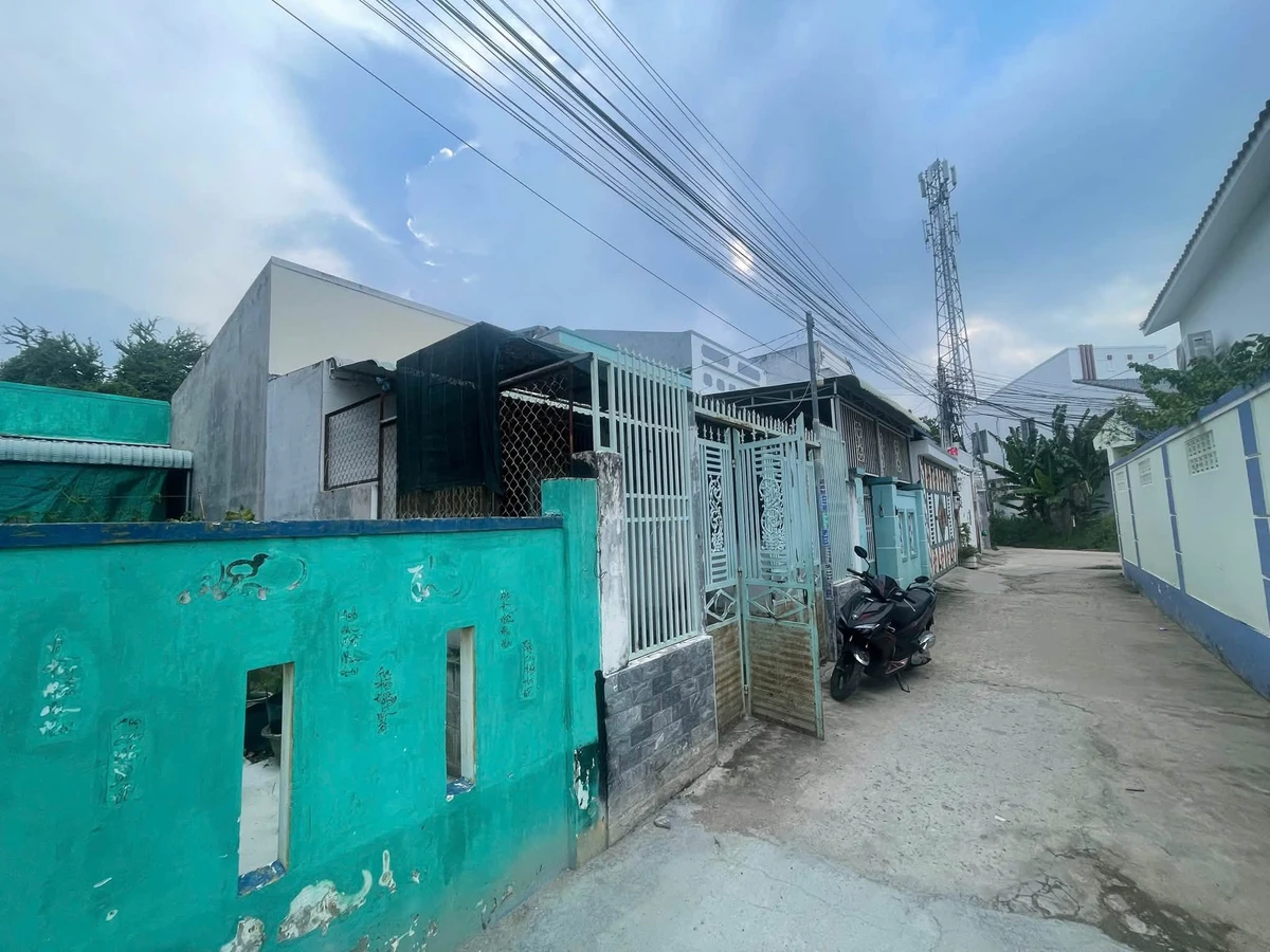 Bán nhà hẻm Phạm Thị Ngư 100m2 Phan Thiết 1 tỷ 550 - Ảnh thu nhỏ 4