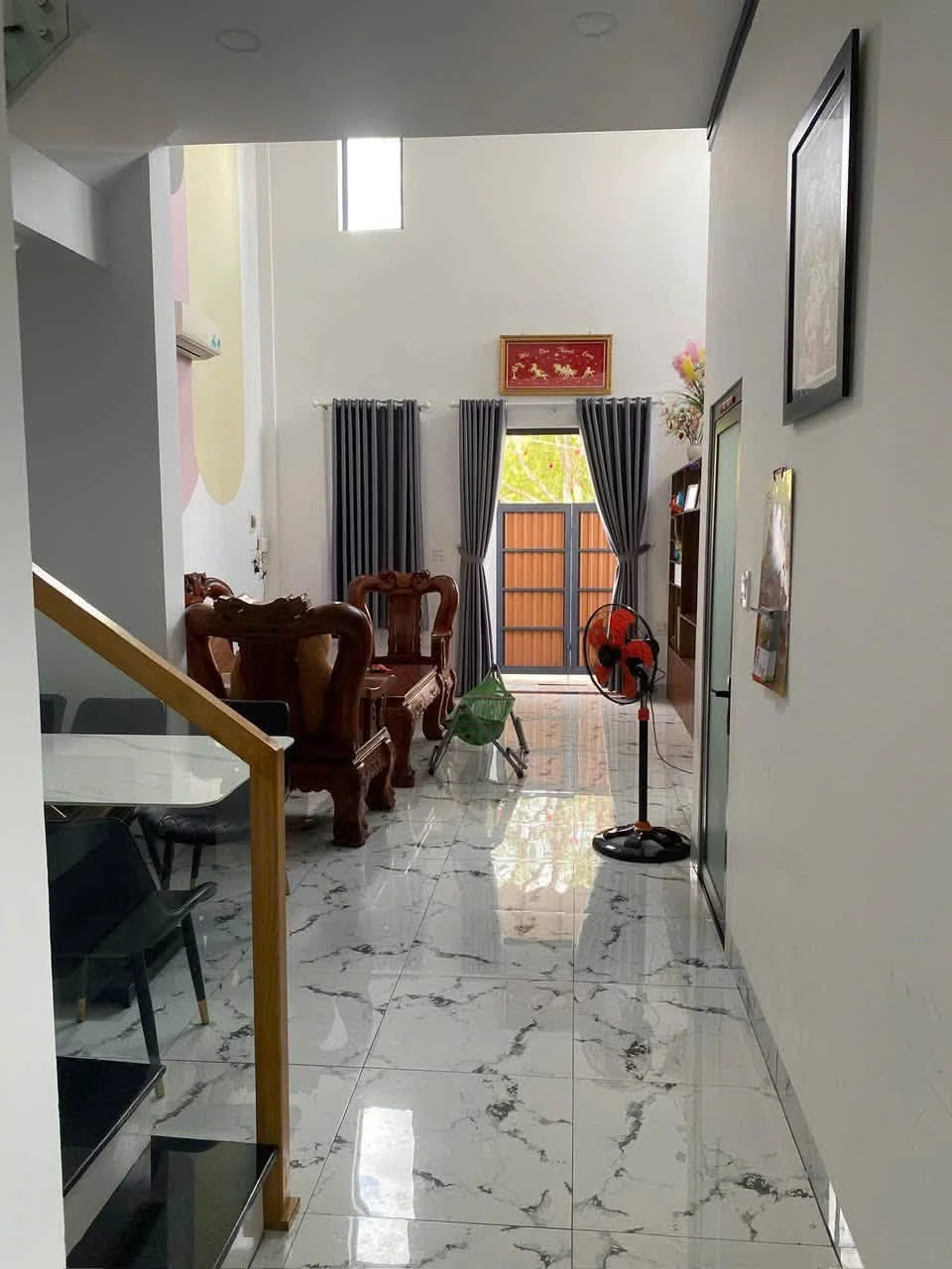 Bán nhà 1 trệt 1 lầu 3PN 119m² Long Khánh giá 1,6 tỷ - Ảnh 1