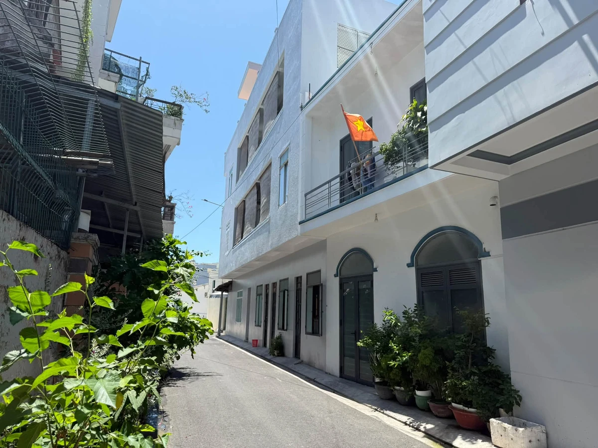 Bán nhà 2 tầng 60m2 TP Nha Trang gần biển 2.45 tỷ - Ảnh thu nhỏ 4