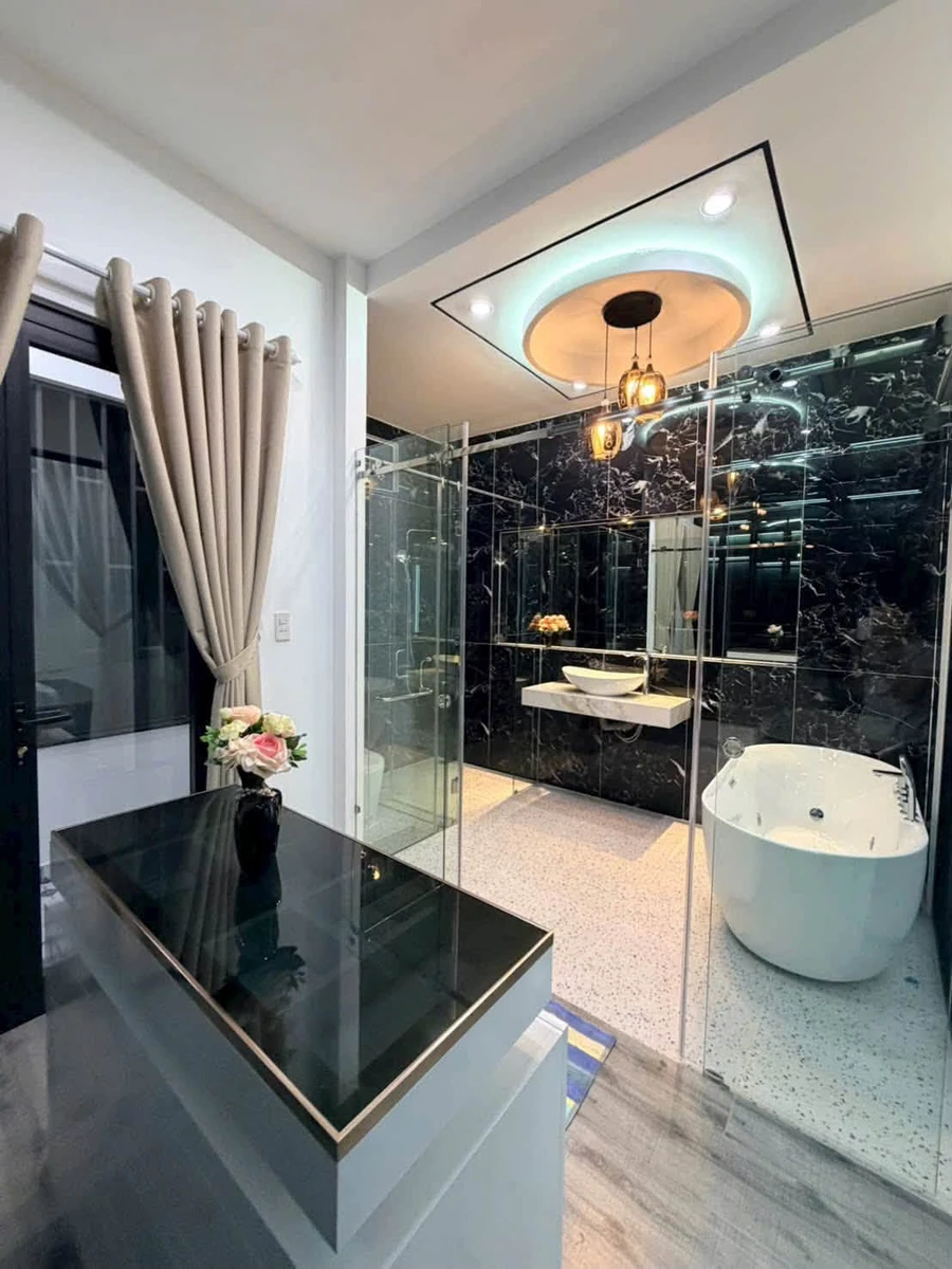 Bán nhà mặt tiền đường Thanh Tịnh, 5x25m, 4 phòng ngủ, giá 12,5 tỷ, Hòa Khánh Đà Nẵng - Ảnh thu nhỏ 4