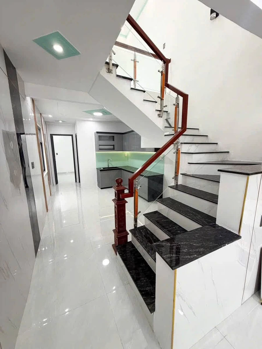 Bán nhà lầu 3PN, 120m² sàn gần chợ Phúc Hải, Quận 7 - Ảnh thu nhỏ 5